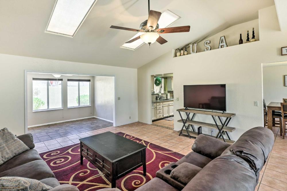 3 Mi to Marina Lake Havasu Home with Heated Pool
